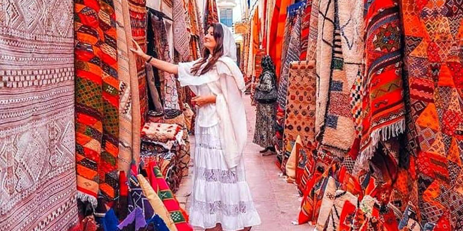 rugs in a street of essaouira